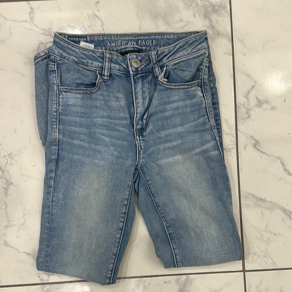 American Eagle Outfitters Light Blue Skinny Jeans - Picture 2 of 6